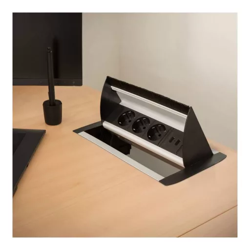 Rejtett elosztó - 3-as felnyíló kivitel 2 x USB, 2,1A ezüst