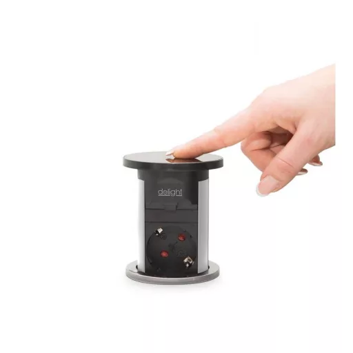 Motoros rejtett elosztó - ezüst 3 x 250 V + 2 x USB
