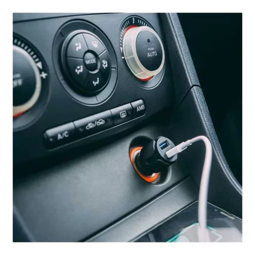 Autós szivargyújtó adapter - 2 x USB aljzattal - 2,4 A - Fekete